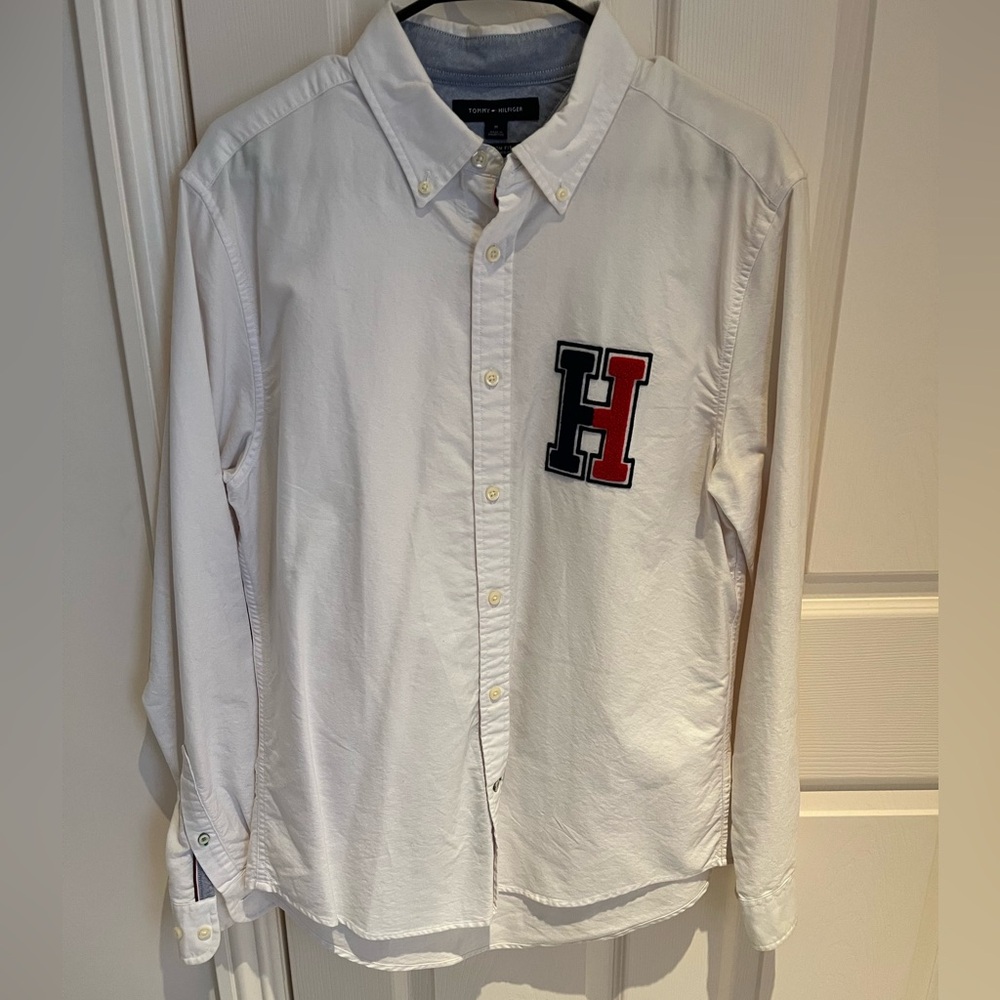 Tommy Hilfiger Men’s Button Up